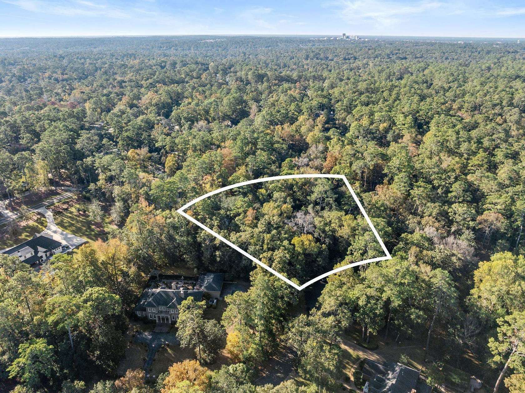 2 Acres of Residential Land for Sale in Tallahassee, Florida