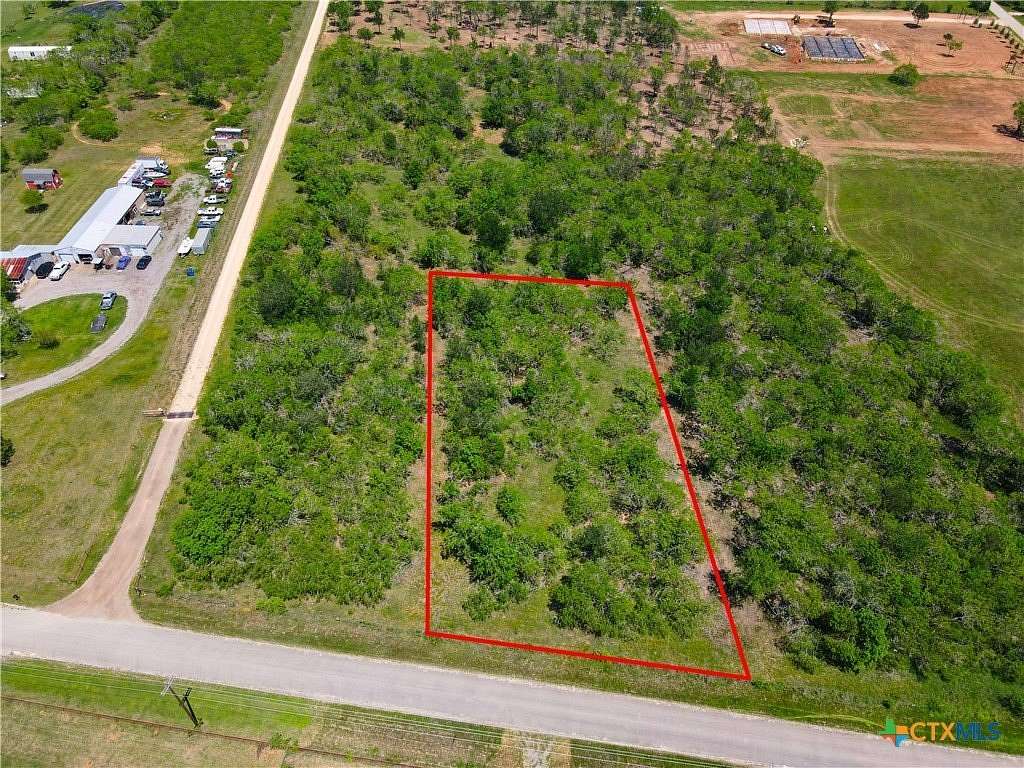 1 Acre of Residential Land for Sale in Lockhart, Texas