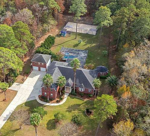 2.28 Acres of Residential Land with Home for Sale in Tallahassee, Florida