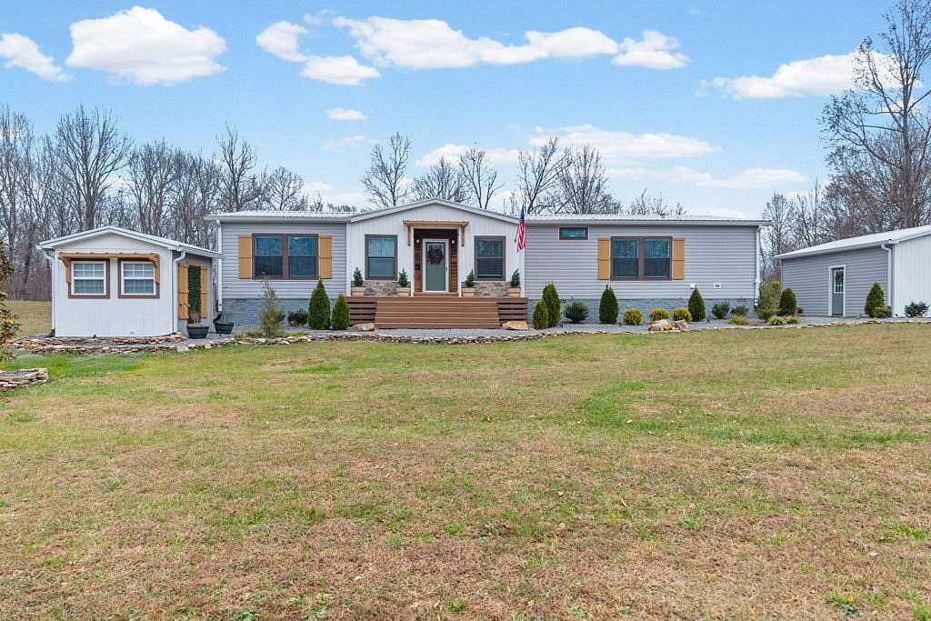 42 Acres of Land with Home for Sale in Whitleyville, Tennessee