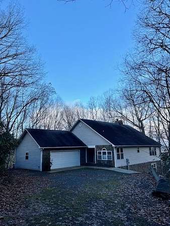 5.27 Acres of Residential Land with Home for Sale in Whittier, North Carolina