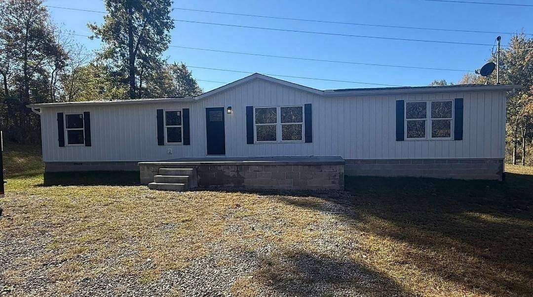 9 Acres of Residential Land with Home for Sale in Jackson, Ohio