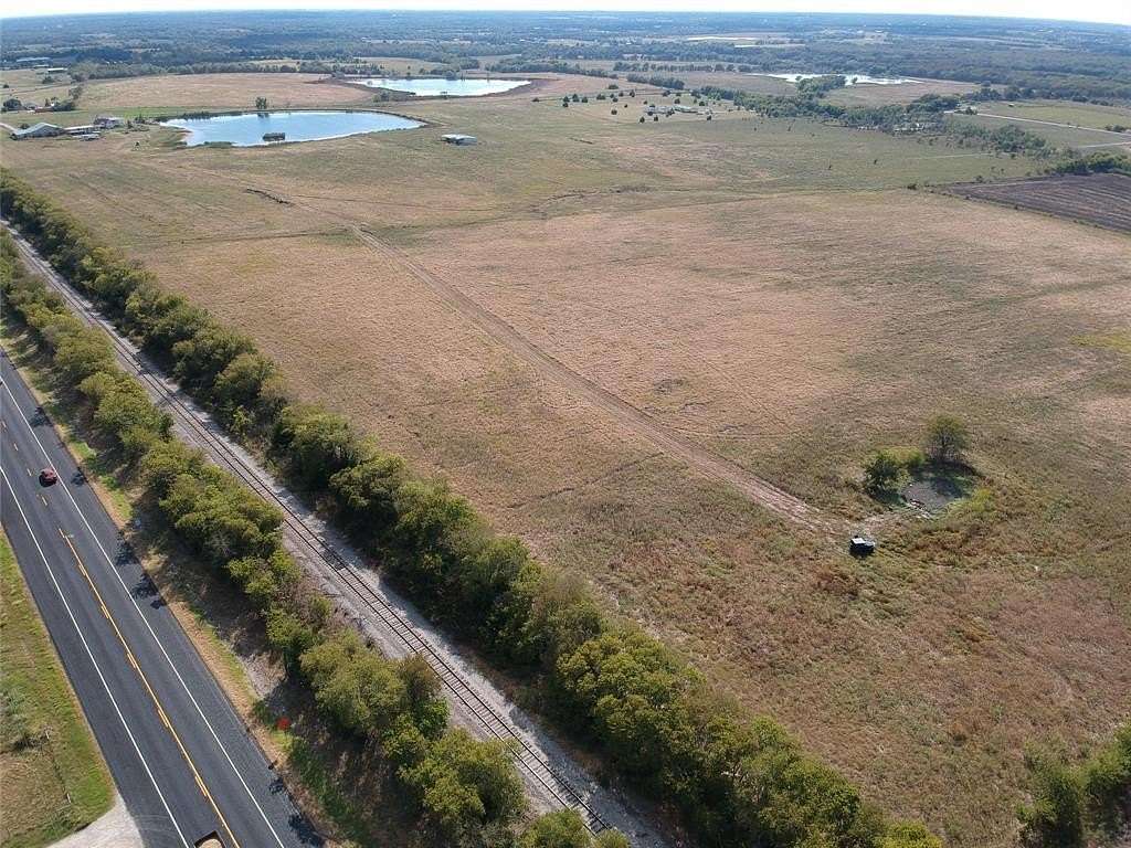 56 Acres of Agricultural & Residential Land for Sale in Celeste, Texas