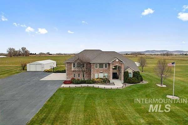 8 Acres of Residential Land with Home for Sale in Heyburn, Idaho