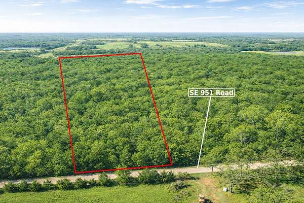 9.7 Acres of Land for Sale in Collins, Missouri