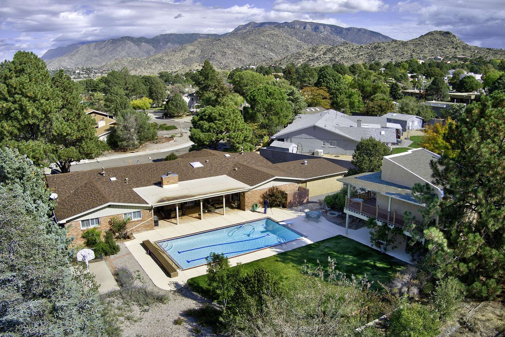 1.6 Acres of Residential Land with Home for Sale in Albuquerque, New Mexico