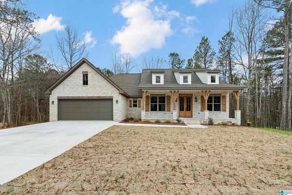 1.5 Acres of Land with Home for Sale in Sylacauga, Alabama