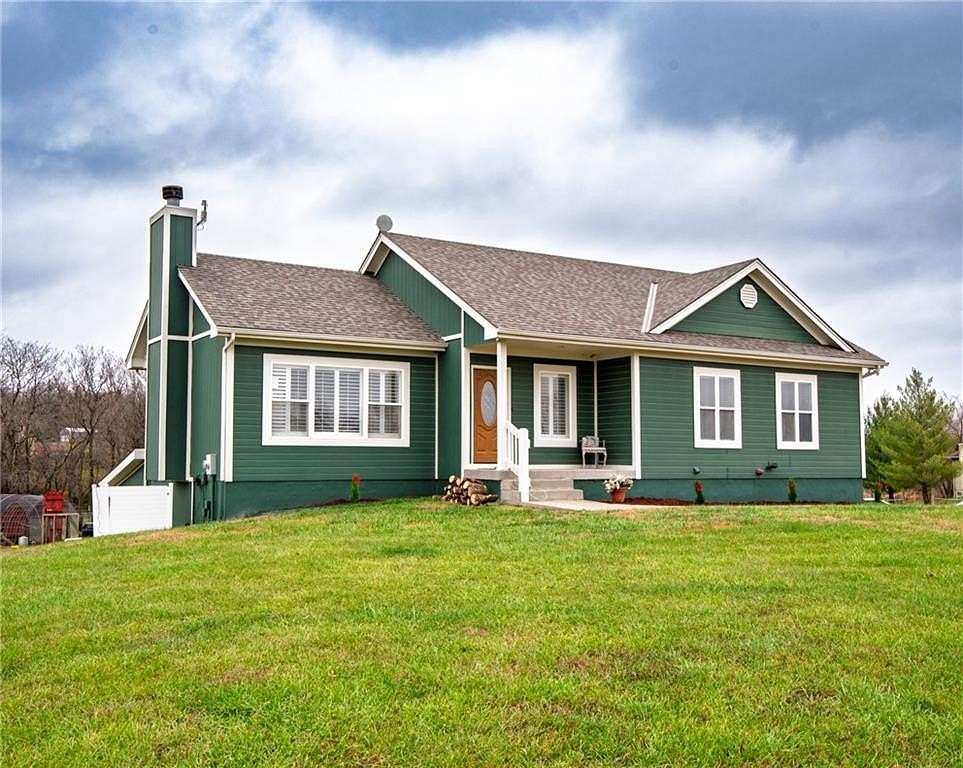 3 Acres of Residential Land with Home for Sale in Kingsville, Missouri