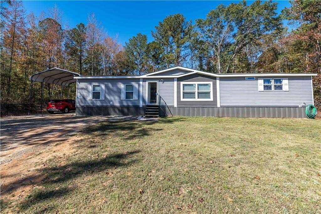 3.1 Acres of Residential Land with Home for Sale in Five Points, Alabama