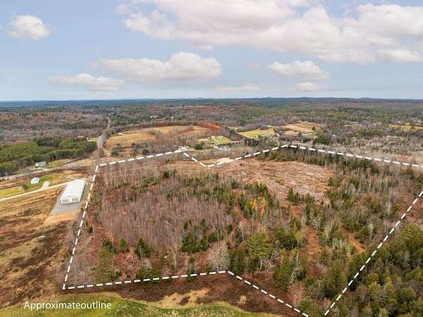 36.5 Acres of Mixed-Use Land for Sale in Bowdoin Town, Maine