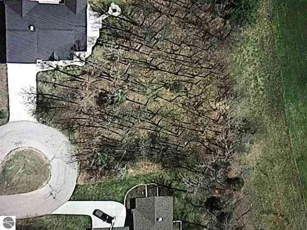 0.41 Acres of Residential Land for Sale in Cadillac, Michigan