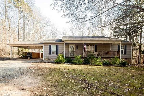 1.53 Acres of Residential Land with Home for Sale in Asheboro, North Carolina