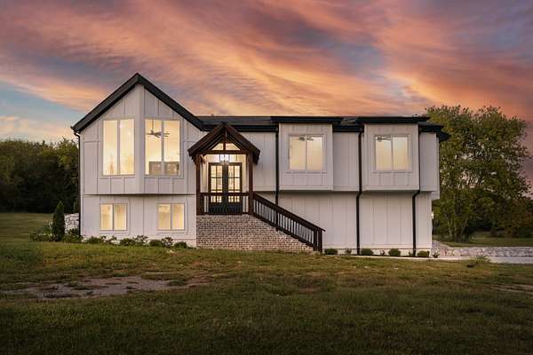 7.82 Acres of Residential Land with Home for Sale in Thompson's Station, Tennessee