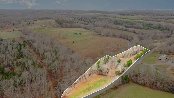 3.24 Acres of Residential Land for Sale in Cumberland Furnace, Tennessee