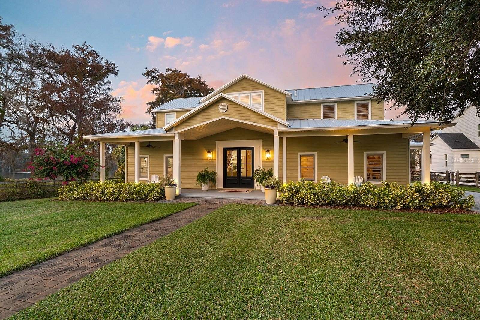 2 Acres of Land with Home for Sale in Chuluota, Florida