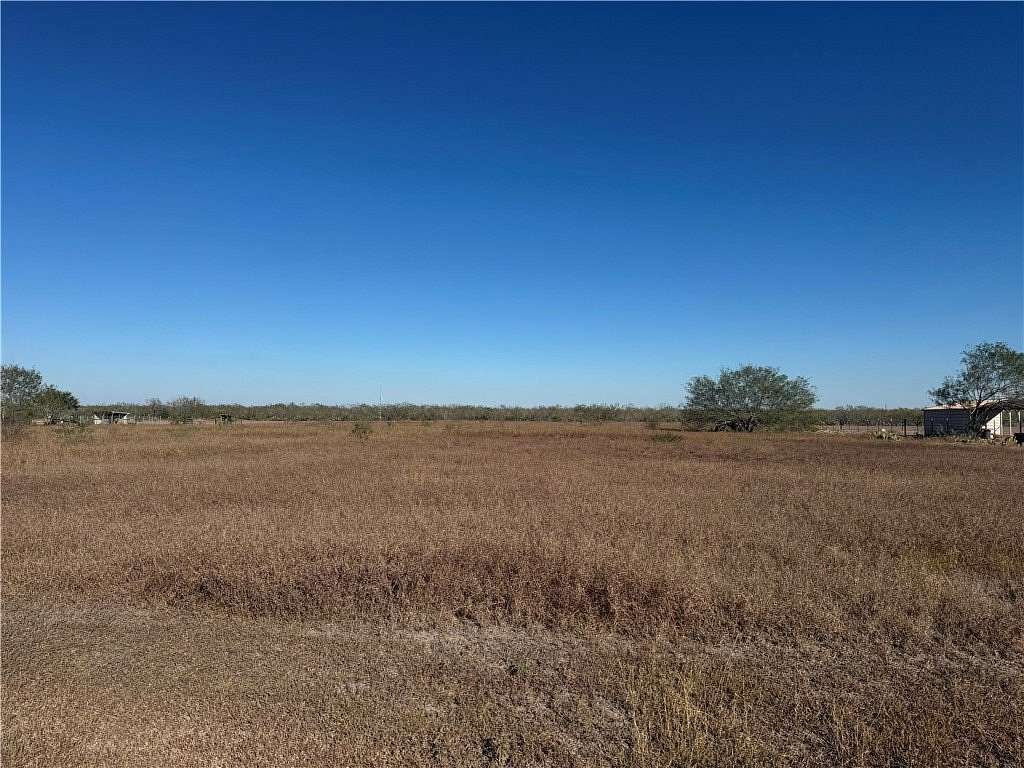 4 Acres of Residential Land for Sale in Alice, Texas