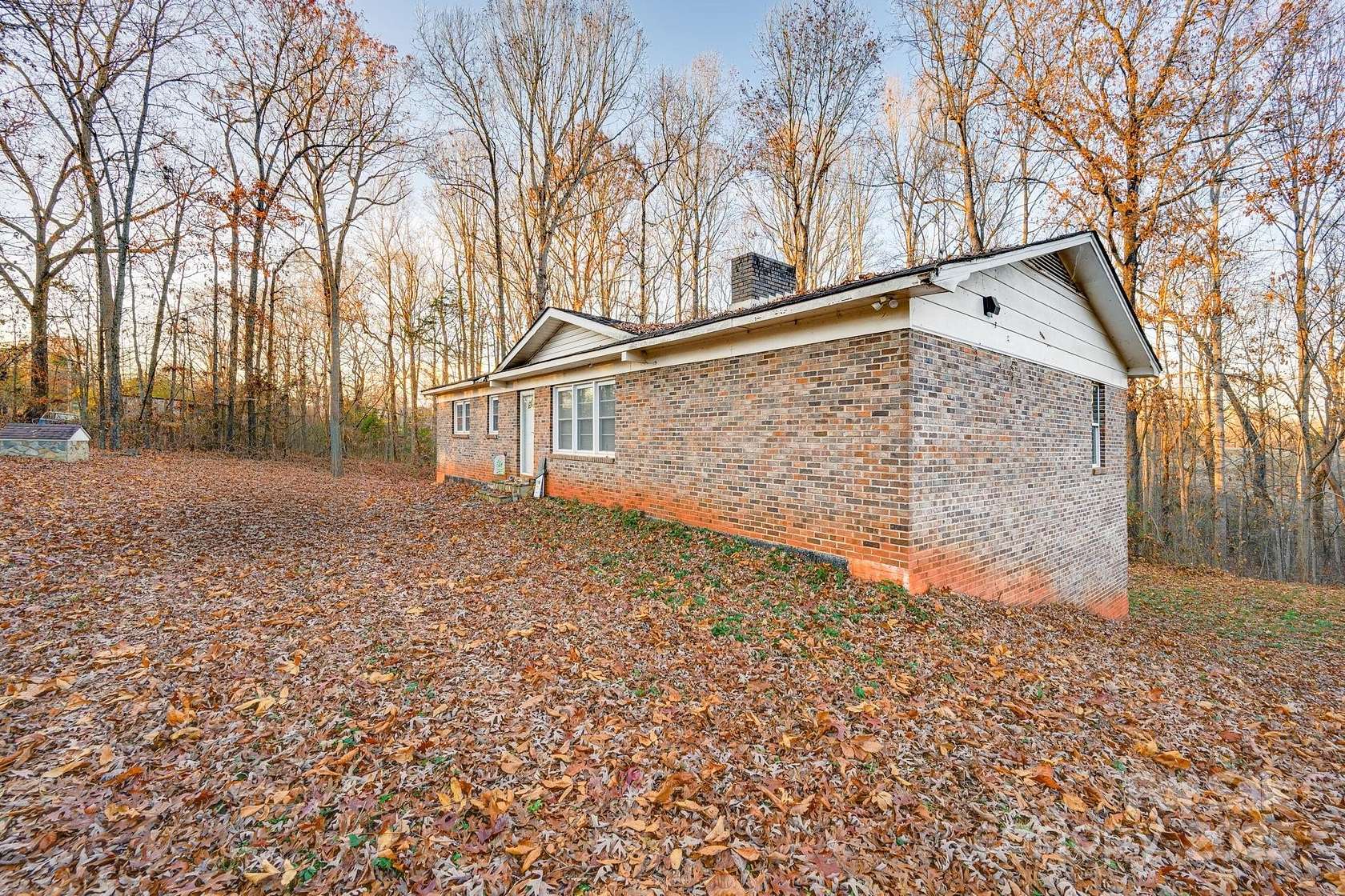 1.52 Acres of Residential Land with Home for Sale in Vale, North Carolina