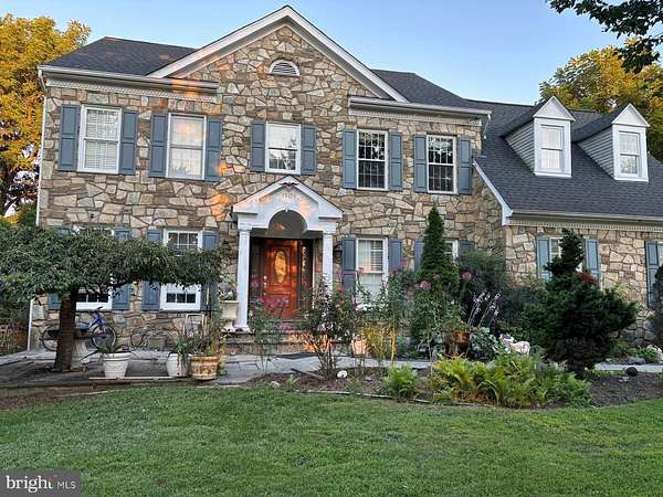 2 Acres of Residential Land with Home for Sale in Gaithersburg, Maryland