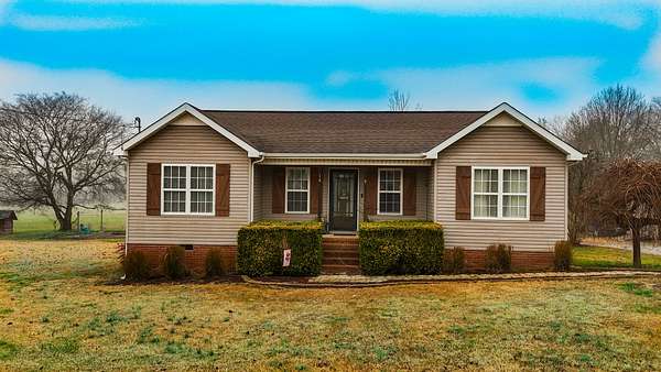 5.2 Acres of Residential Land with Home for Sale in Petersburg, Tennessee