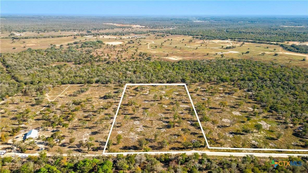 10 Acres of Land for Sale in Seguin, Texas