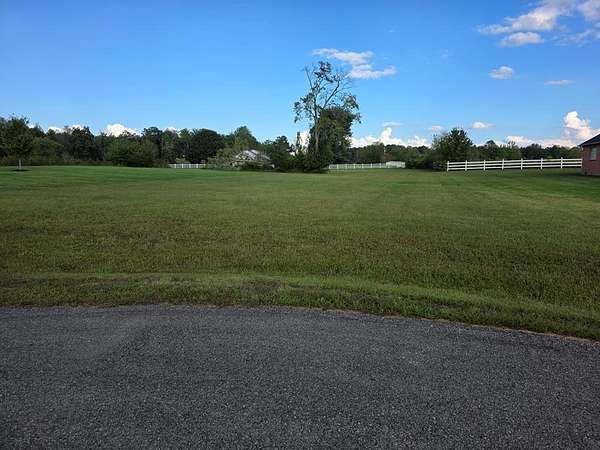 1.57 Acres of Residential Land for Sale in Cookeville, Tennessee