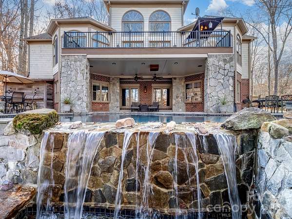 25.8 Acres of Agricultural Land with Home for Sale in Catawba, North Carolina