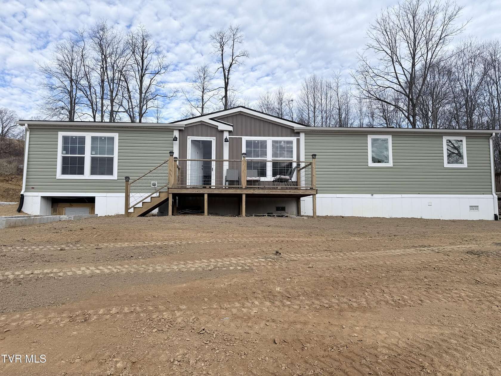 6 Acres of Residential Land with Home for Sale in Castlewood, Virginia