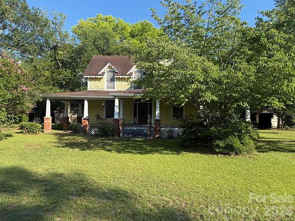 1.5 Acres of Land with Home for Sale in Kershaw, South Carolina
