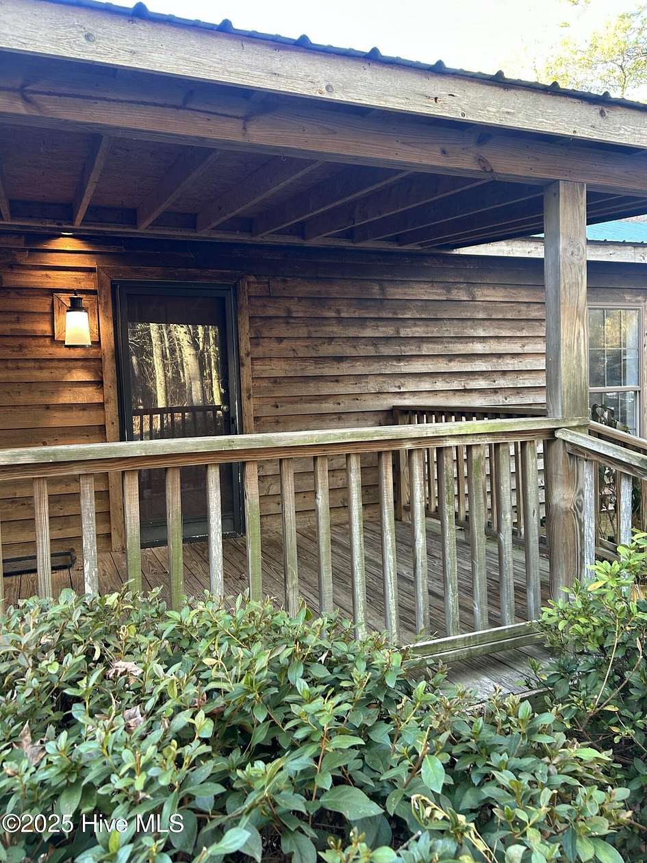 24.6 Acres of Recreational Land with Home for Lease in Carthage, North Carolina