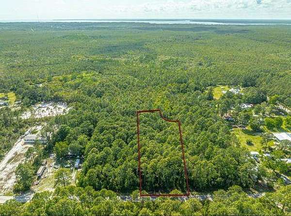 1 Acre of Residential Land for Sale in Eastpoint, Florida