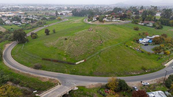 3.83 Acres of Land for Sale in Porterville, California