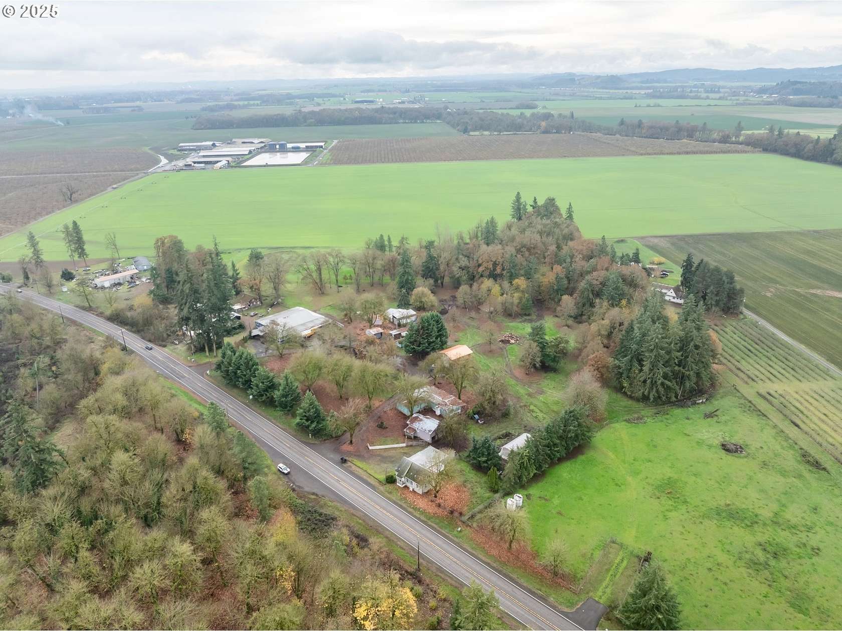 16.3 Acres of Land with Home for Sale in Junction City, Oregon