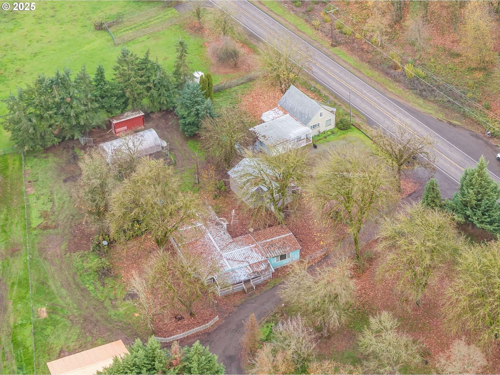 16.3 Acres of Land with Home for Sale in Junction City, Oregon