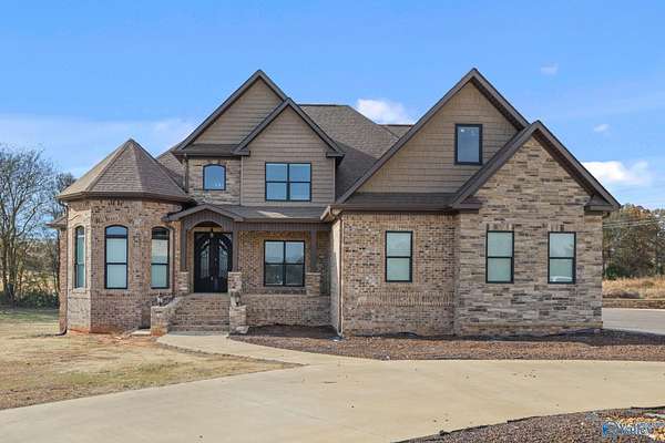 1.9 Acres of Land with Home for Sale in Cherokee, Alabama