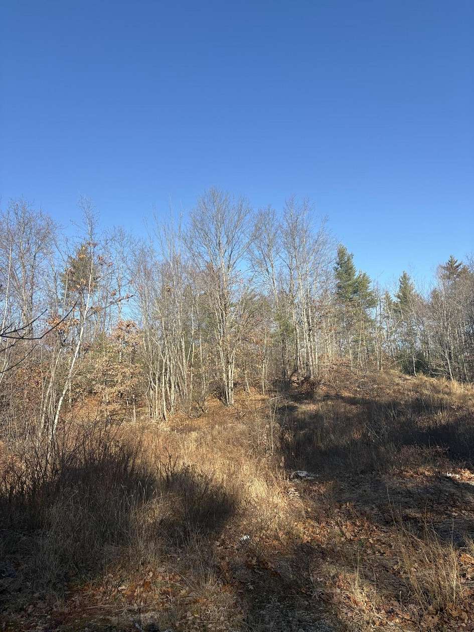 2 Acres of Residential Land with Home for Sale in Baldwin Town, Maine