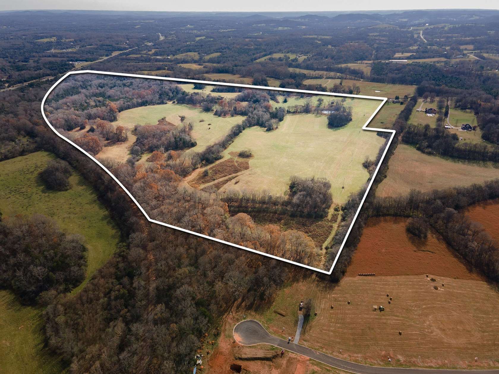 168 Acres of Recreational Land & Farm for Sale in Columbia, Tennessee