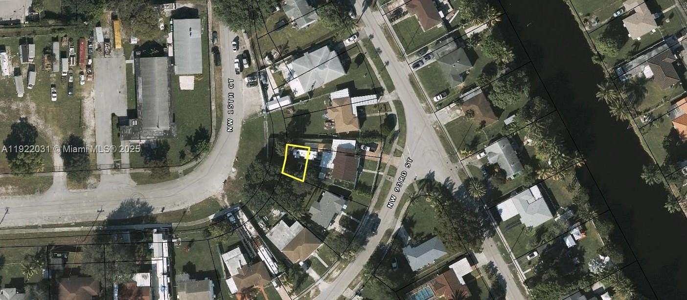 0.03 Acres of Residential Land for Sale in Miami, Florida