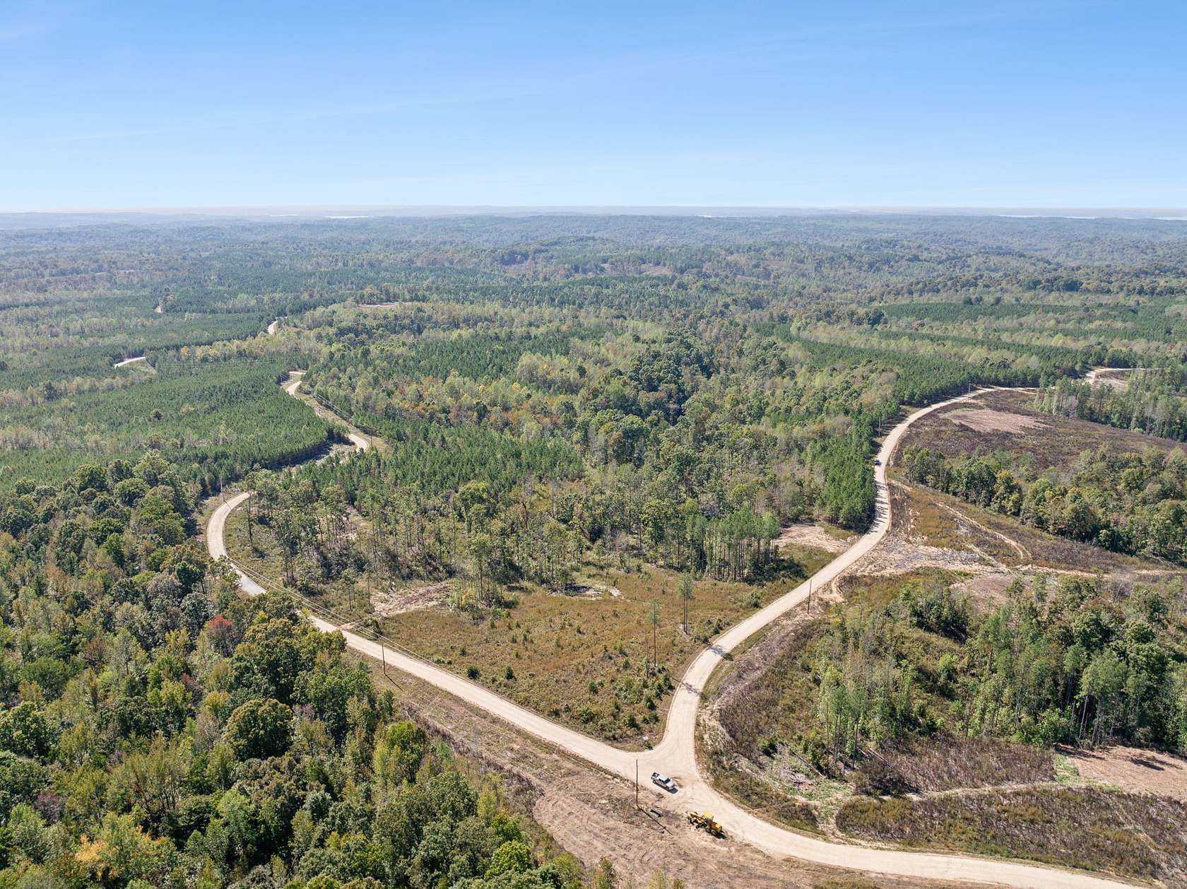 9.57 Acres of Residential Land for Sale in Dover, Tennessee