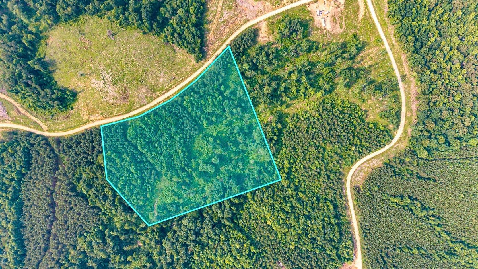 9.57 Acres of Residential Land for Sale in Dover, Tennessee