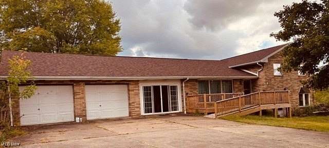 3.26 Acres of Residential Land with Home for Sale in New Cumberland, West Virginia