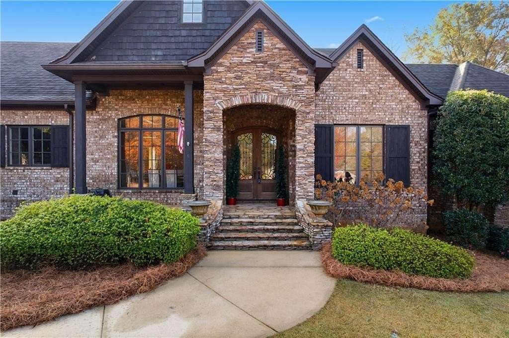 3 Acres of Land with Home for Sale in Auburn, Alabama