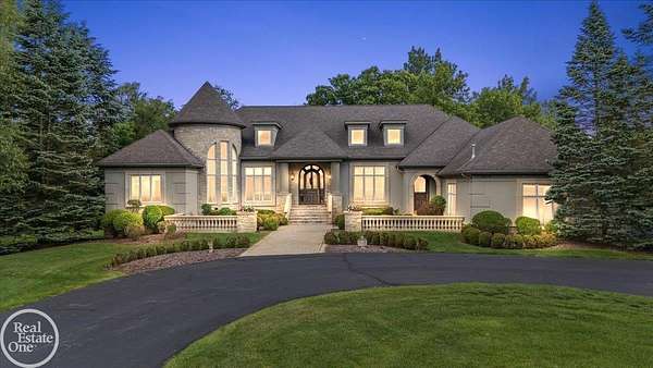 1.68 Acres of Land with Home for Sale in Oakland Charter Township, Michigan