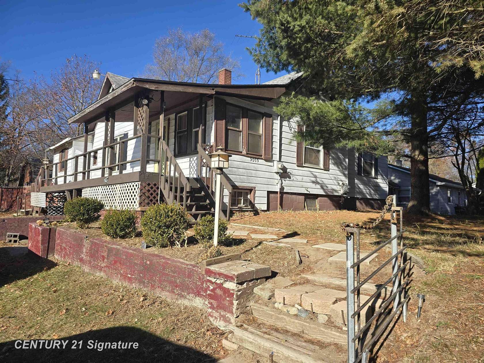 1.68 Acres of Residential Land with Home for Sale in Mount Morris, Michigan