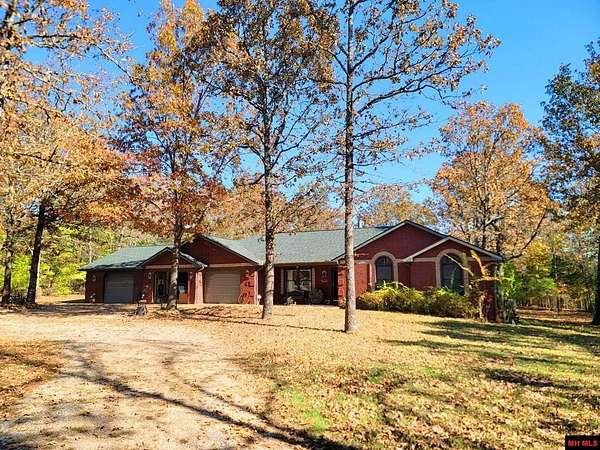 3.44 Acres of Residential Land with Home for Sale in Mountain Home, Arkansas