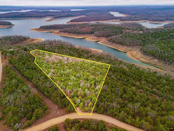 8.4 Acres of Land for Sale in Oakland, Arkansas
