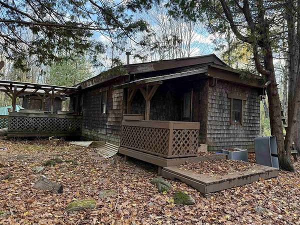 9.4 Acres of Residential Land with Home for Sale in Potsdam, New York