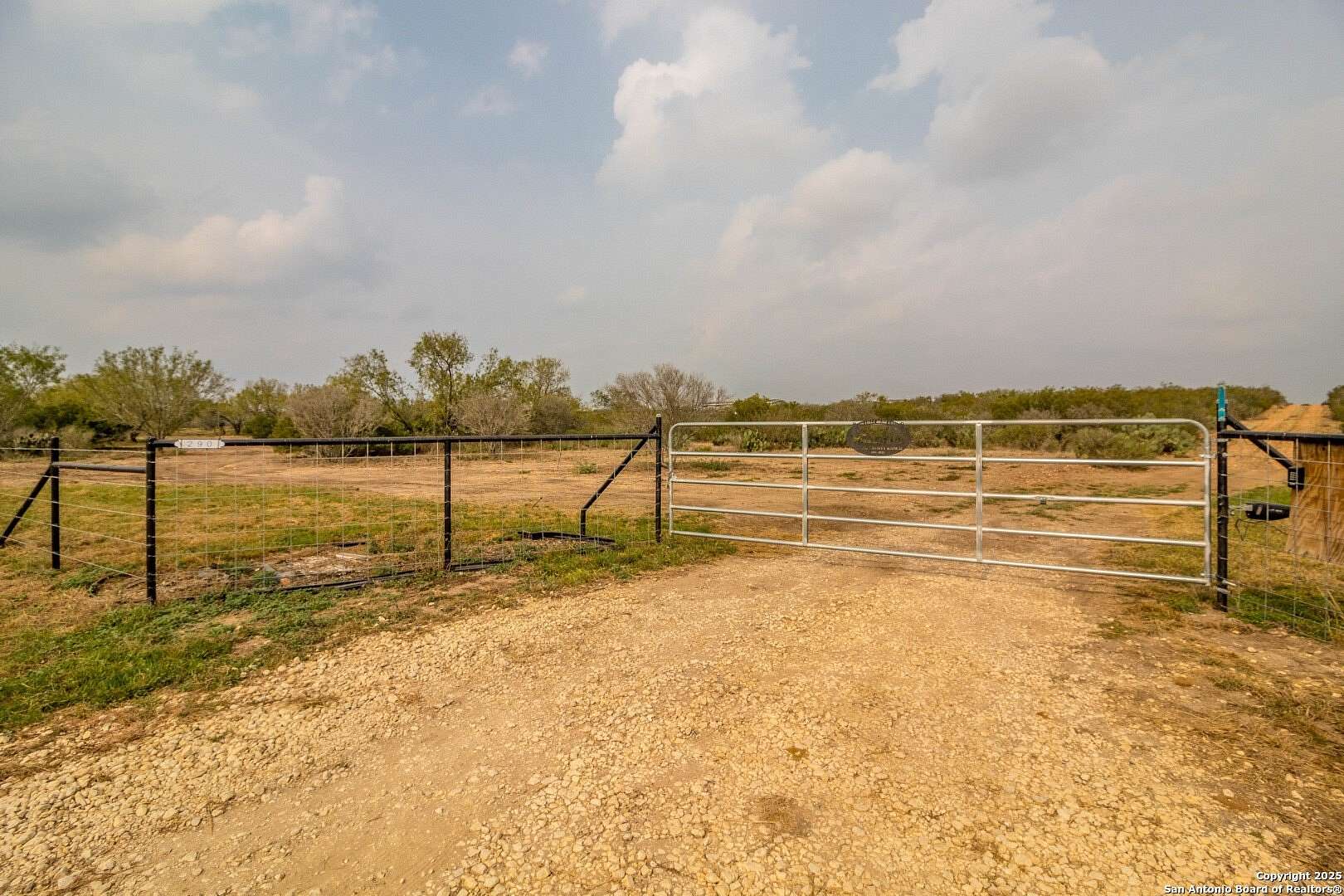 10.5 Acres of Land with Home for Sale in Moore, Texas