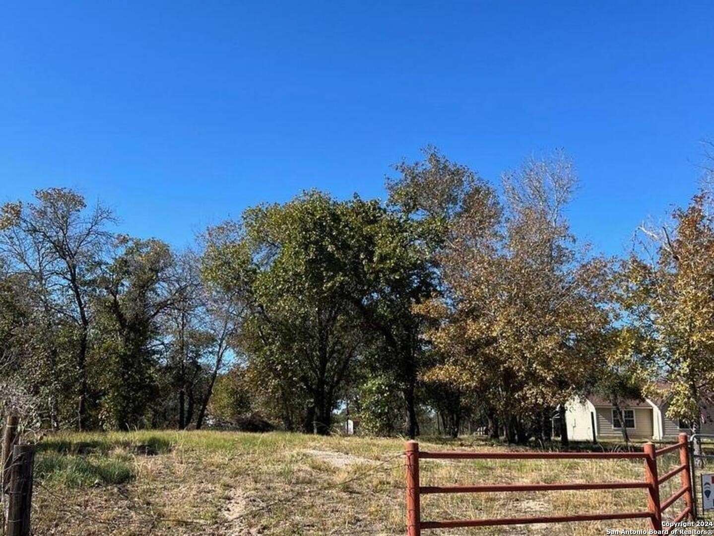 1.53 Acres of Residential Land for Sale in Natalia, Texas