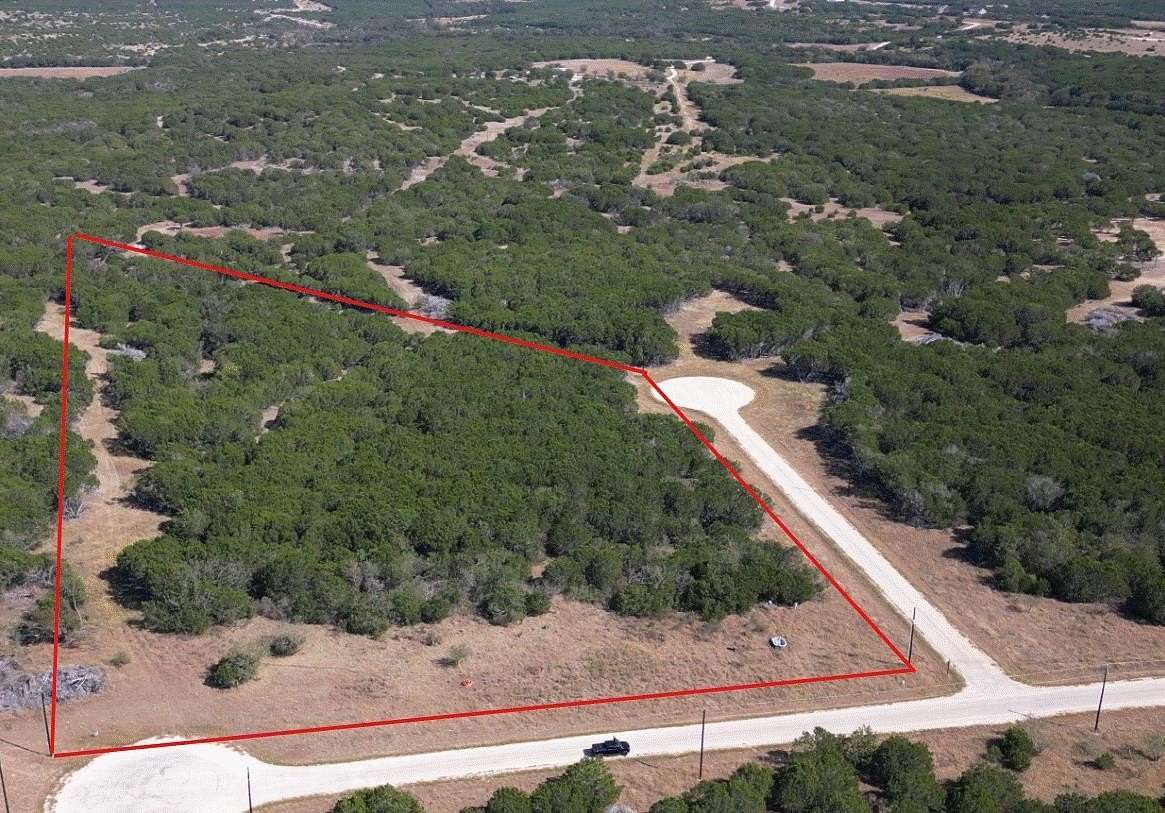 10 Acres of Agricultural Land for Sale in Lake Victor, Texas