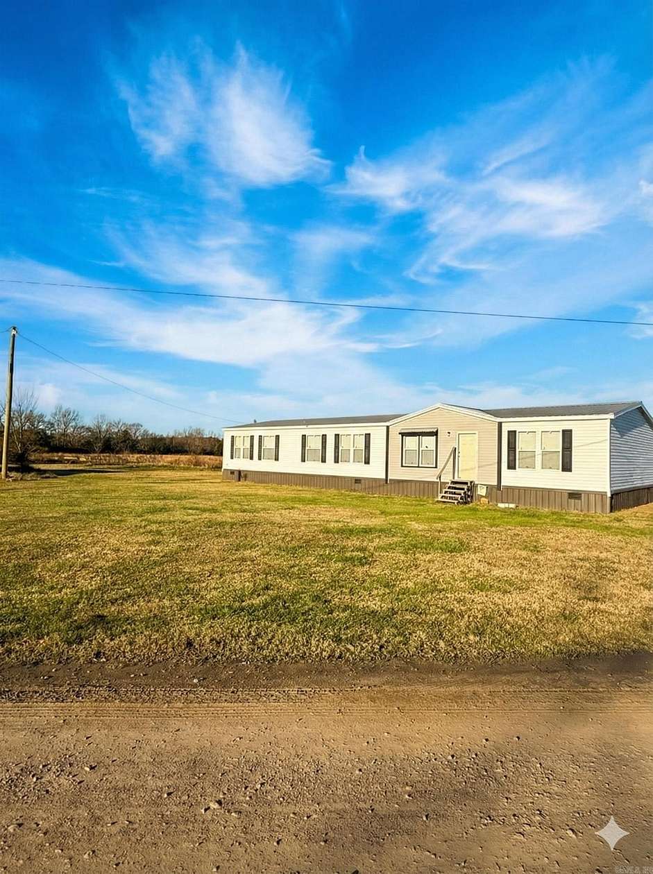 36 Acres of Agricultural Land with Home for Sale in Waldron, Arkansas